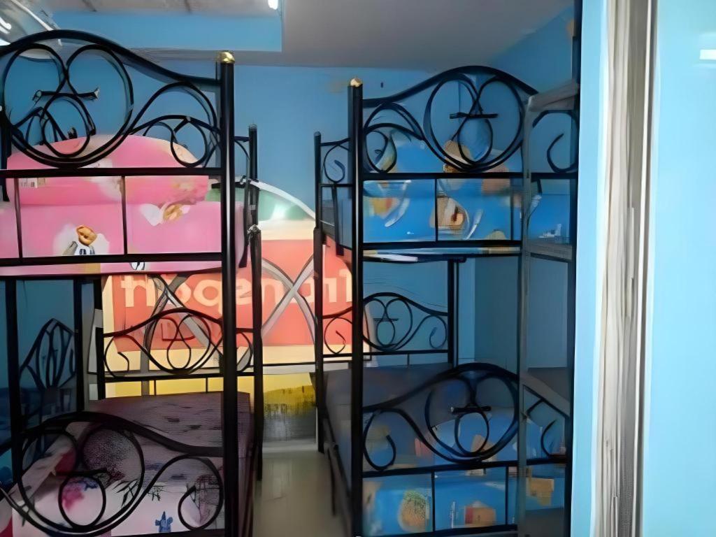 Centaur Inn Hotel Банкок Екстериор снимка