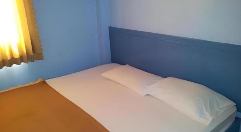 Centaur Inn Hotel Банкок Екстериор снимка