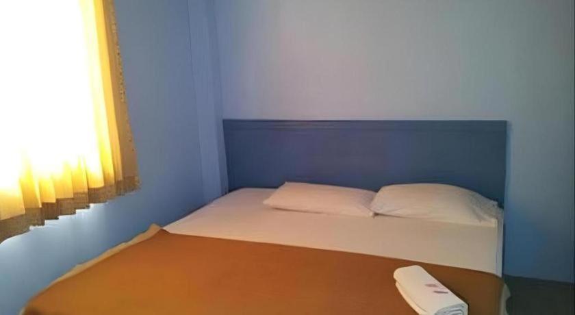 Centaur Inn Hotel Банкок Екстериор снимка