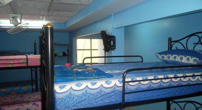 Centaur Inn Hotel Банкок Екстериор снимка